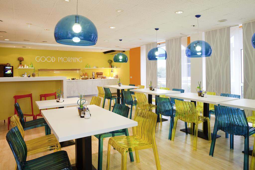Ibis Styles Duesseldorf-Neuss Exterior foto